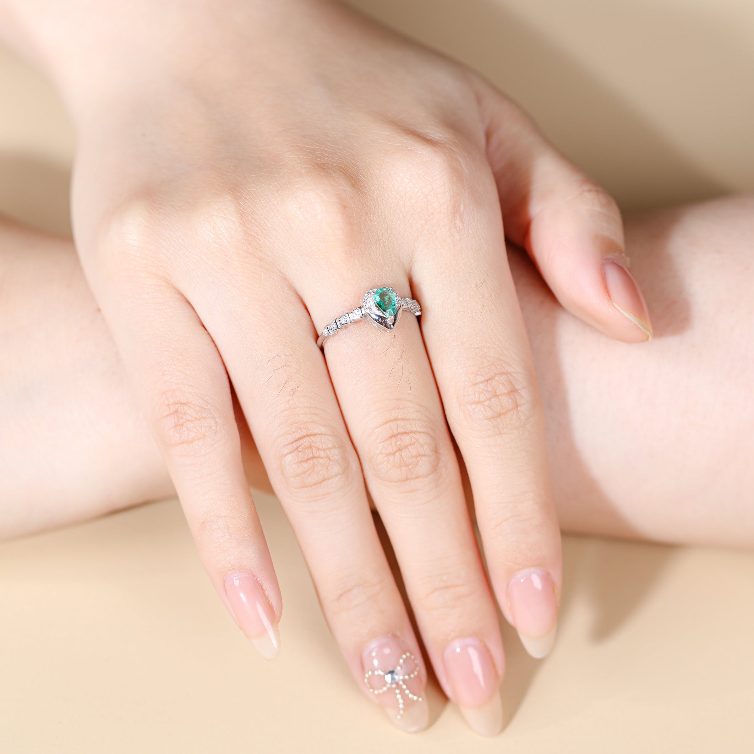 Emerald Ring 555350