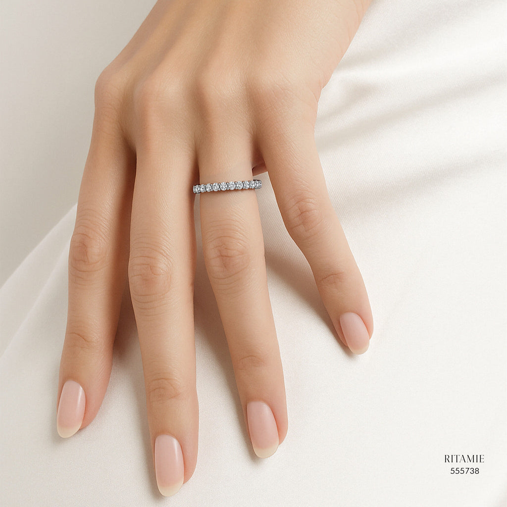 Infinity Classic Lab-Grown Diamond Ring 555738