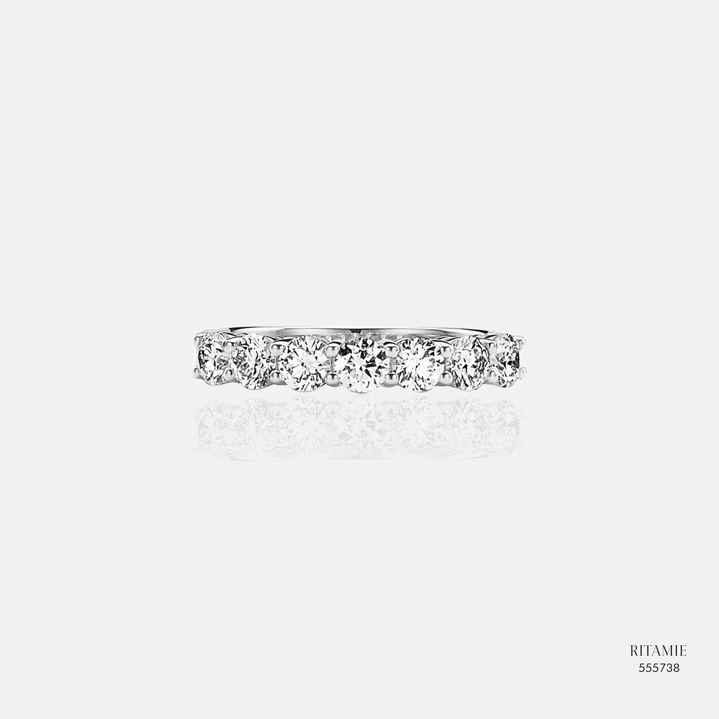 Infinity Classic Lab-Grown Diamond Ring 555738