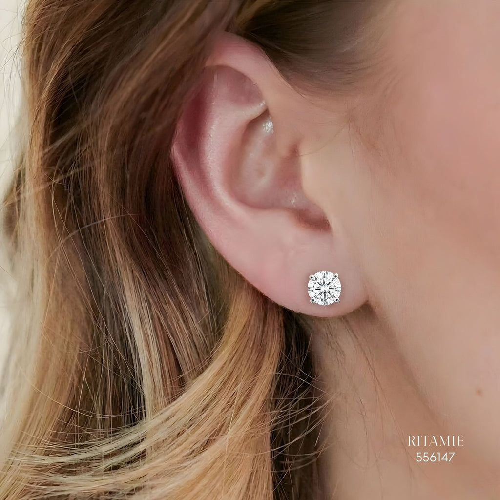 The Pure Radiance Silver Moissanite Studs 556147