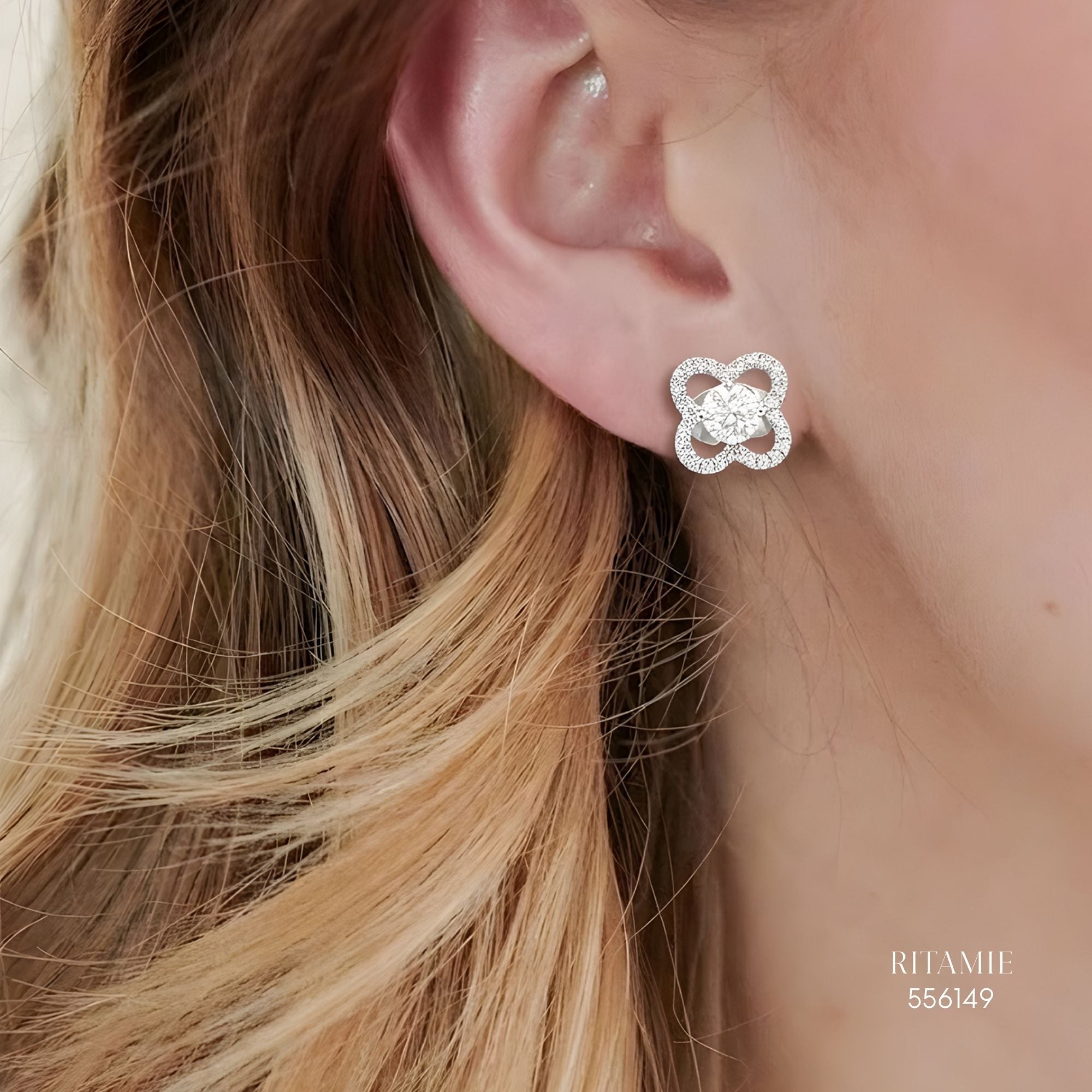 The Floral Majesty Silver Moissanite Studs 556149