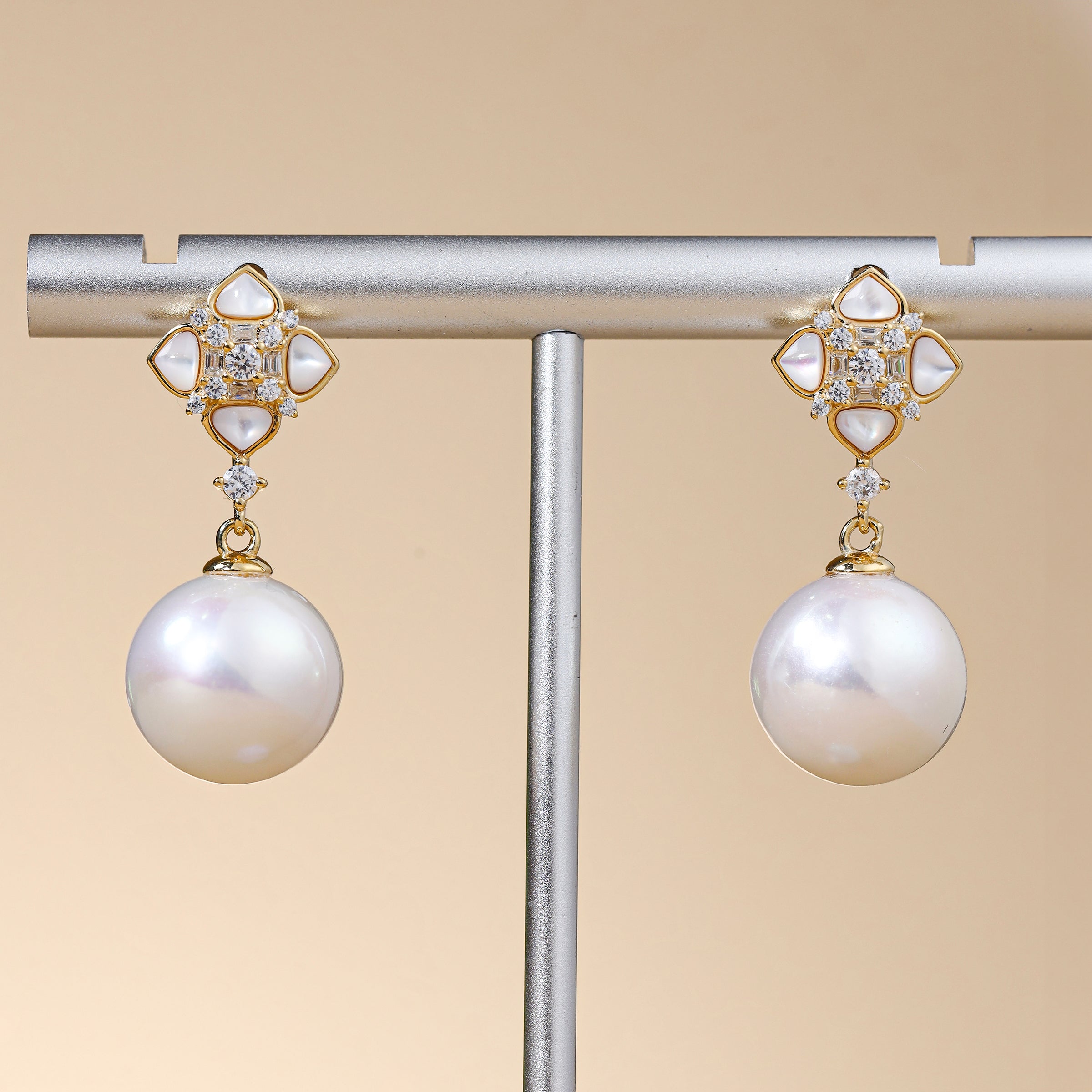 Pearl Earrings 555321